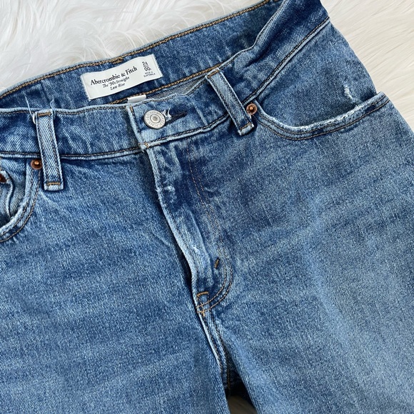 Abercrombie & Fitch Curve Love 90s Straight Jean Low Rise 24 - Picture 4 of 6